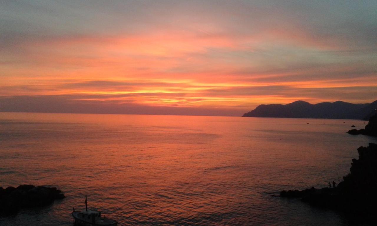 Una Finestra Sul Mare - Free Wi -Fi Riomaggiore Exterior foto
