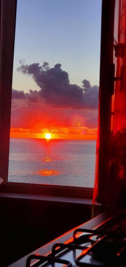 Una Finestra Sul Mare - Free Wi -Fi Riomaggiore Exterior foto